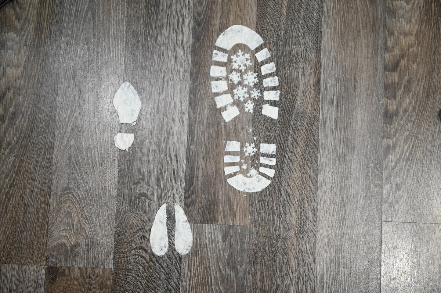 Christmas Footprint Stencils