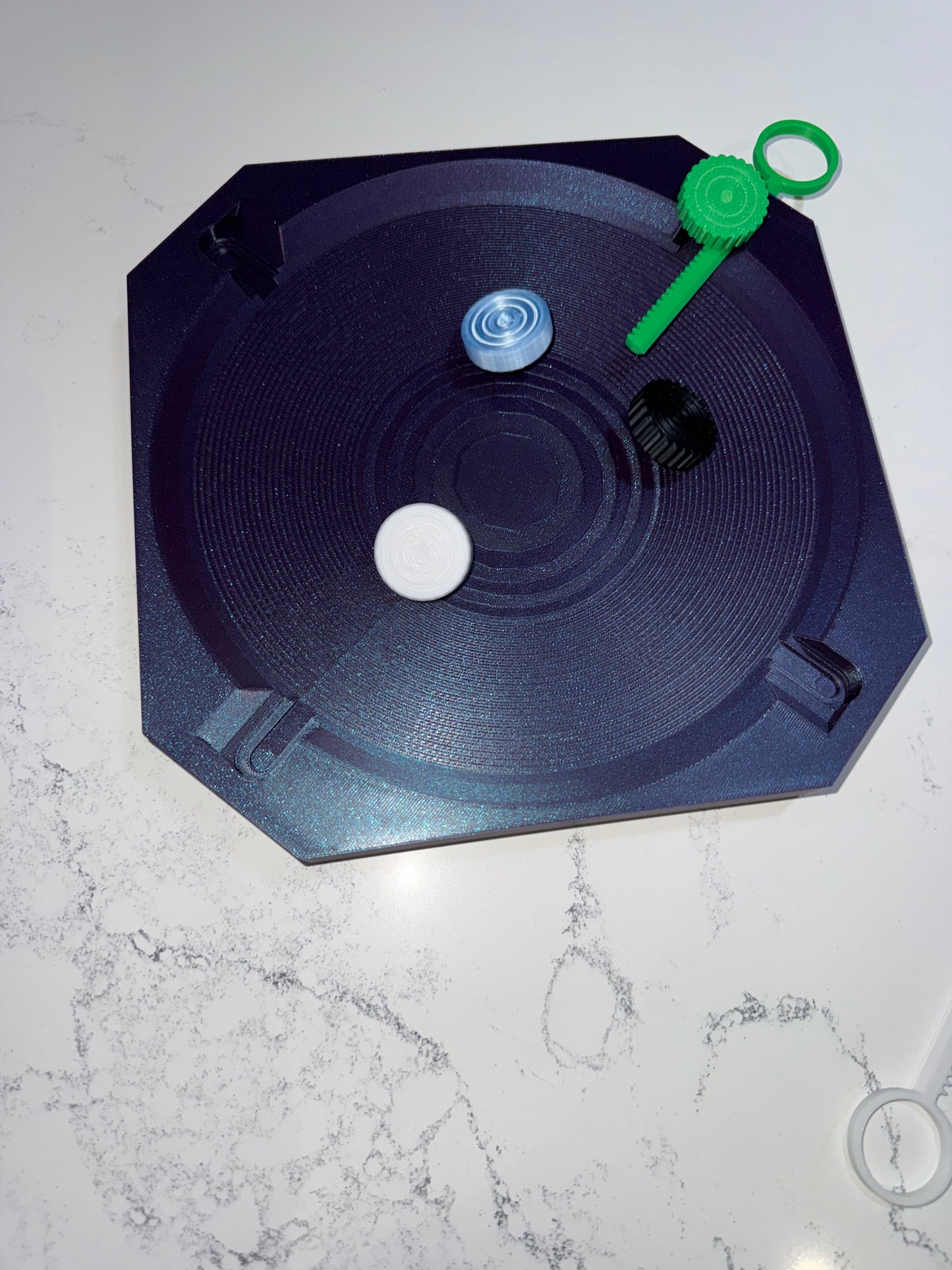 Spinning Battle top game, for up to 4 players