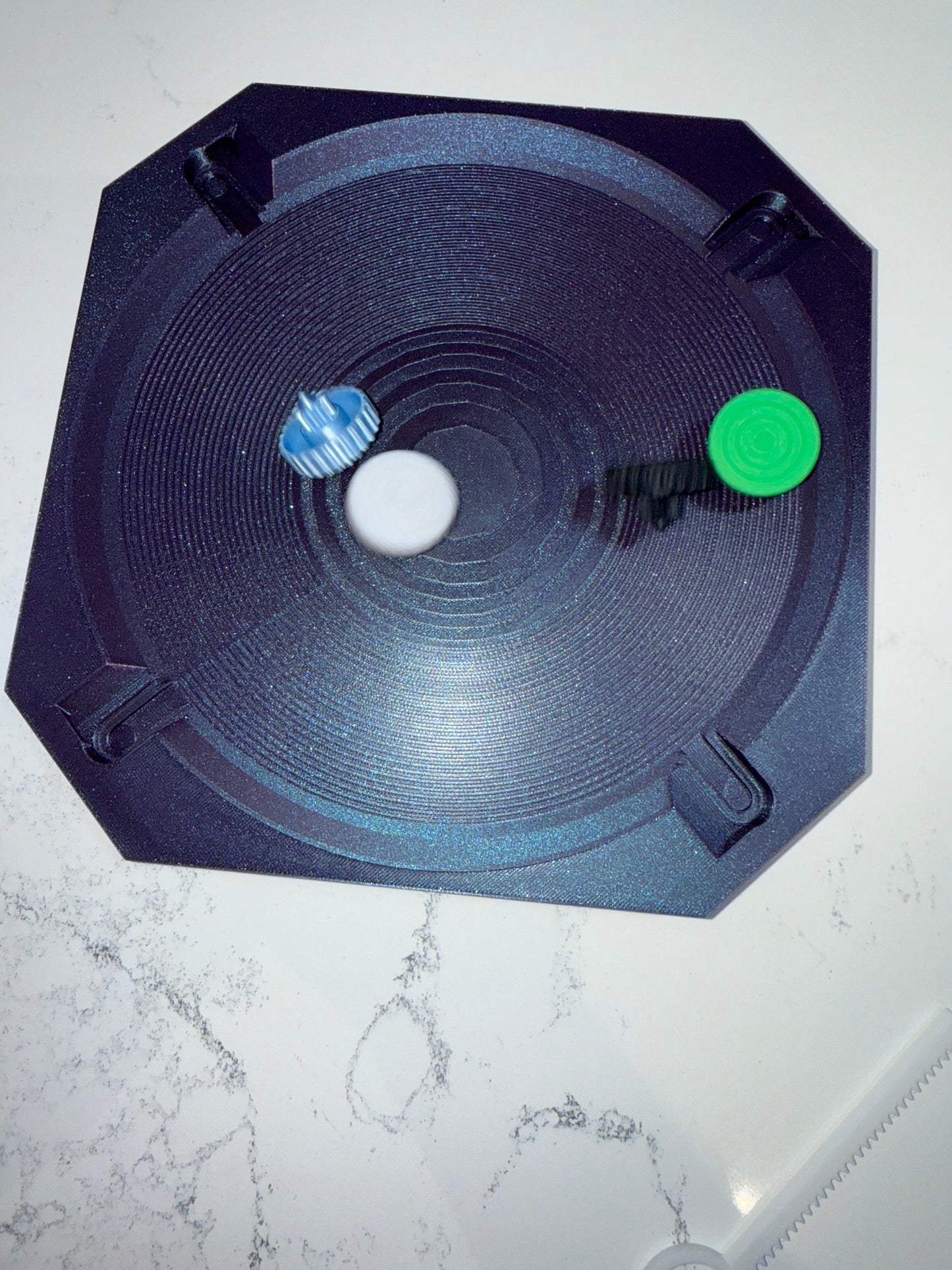 Spinning Battle top game, for up to 4 players
