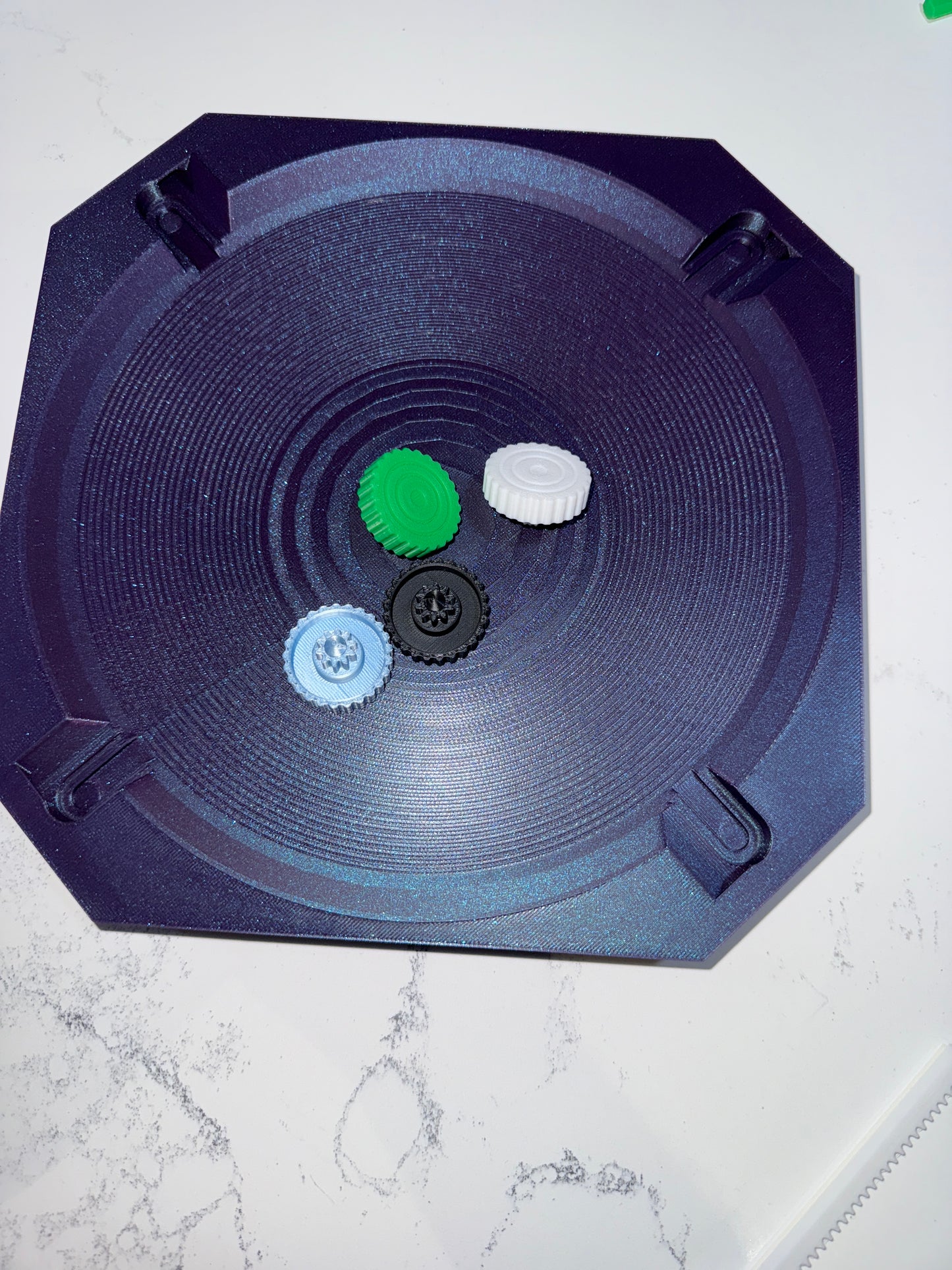Spinning Battle top game, for up to 4 players