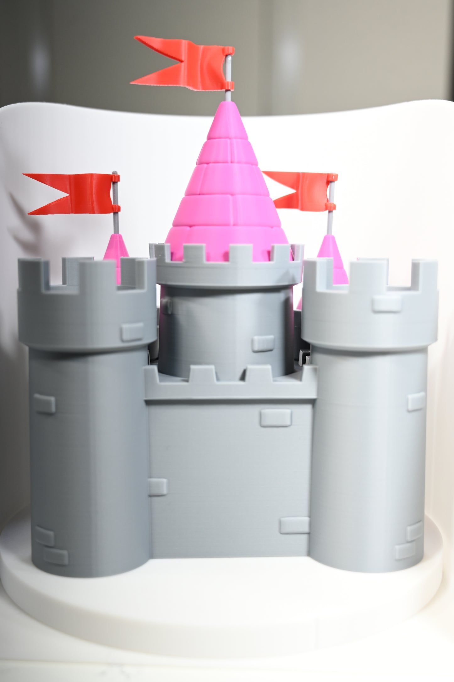 Princess castle - Fantasy castle, this is the only place your pricess is safe from those dragons!