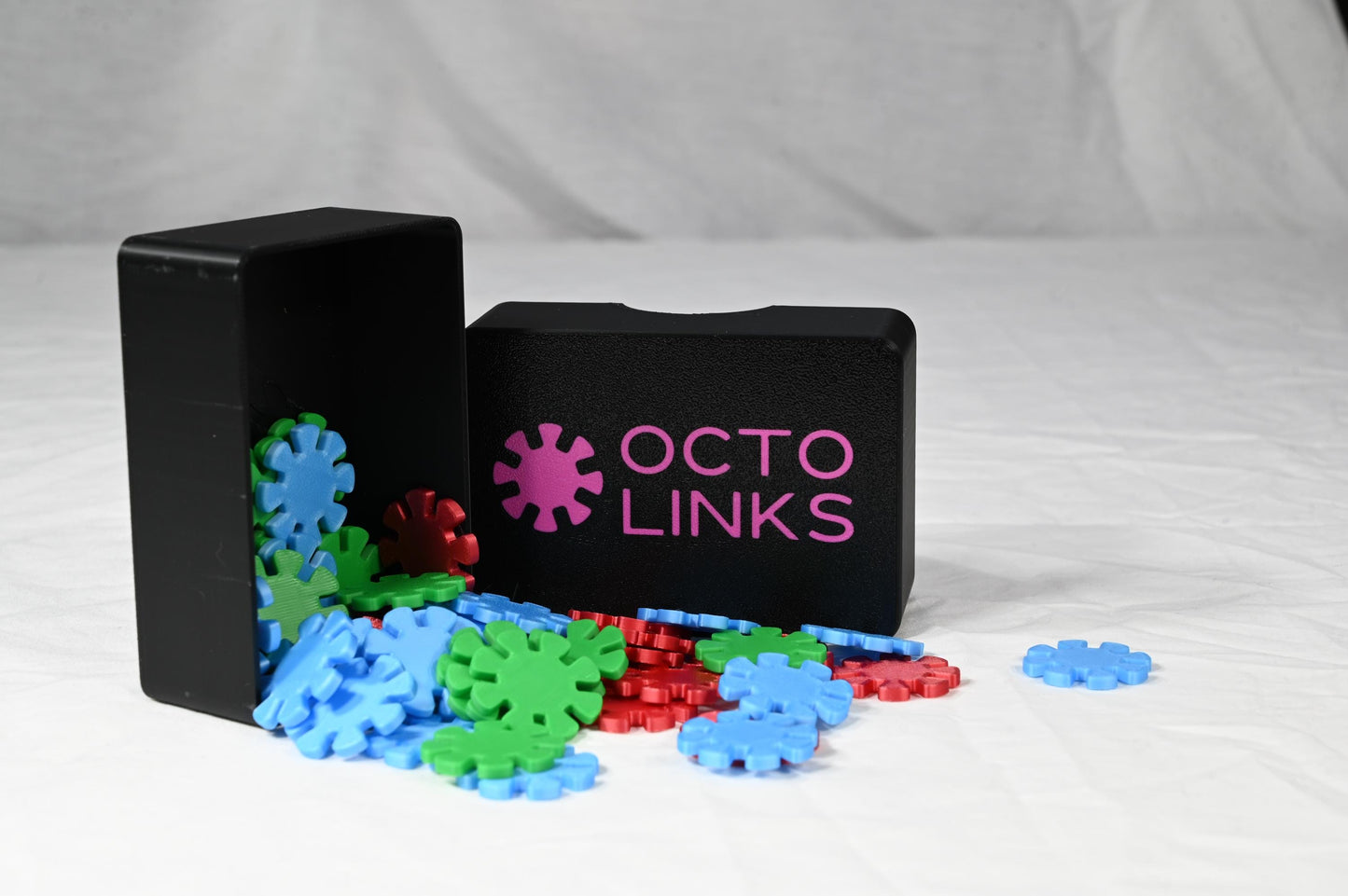 Octo Links - Kids Interlocking Disks. Designed to link together effortlessly, allowing kids to create various shapes and structures.