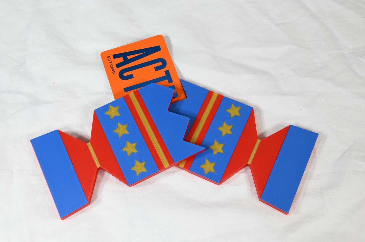 Gift Card Christmas Cracker. Gift card holder for Christmas giving. Christmas present gift card holder