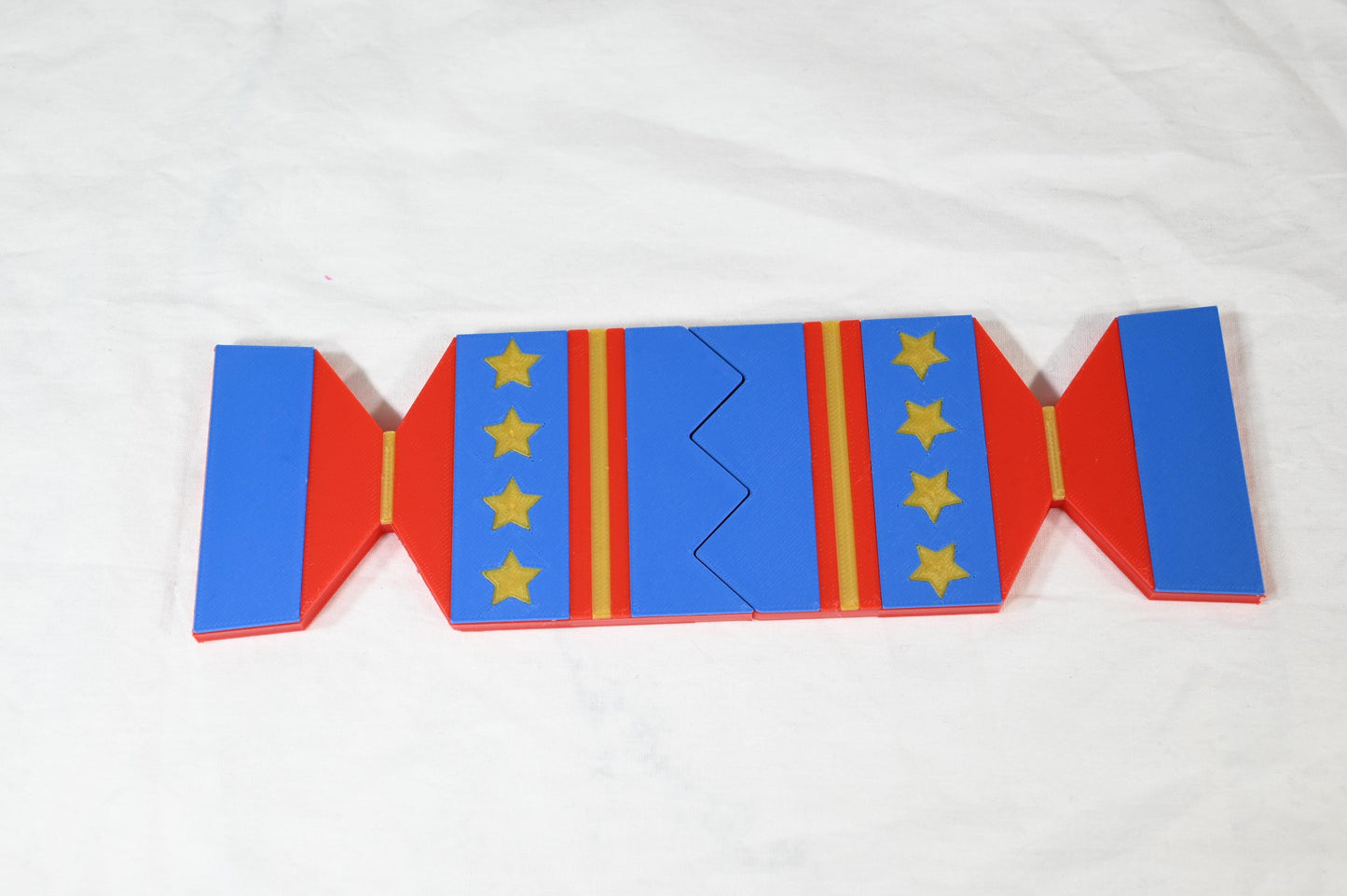 Gift Card Christmas Cracker. Gift card holder for Christmas giving. Christmas present gift card holder