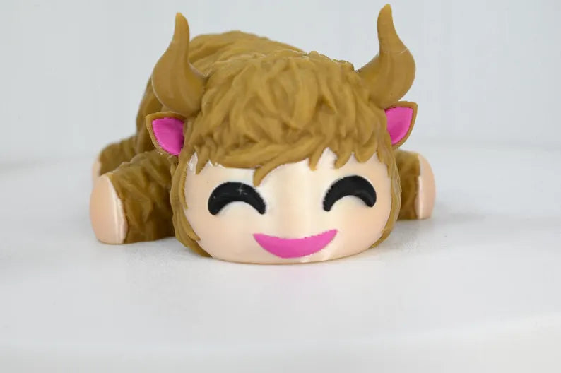 Articulated Highland Cow desk toy