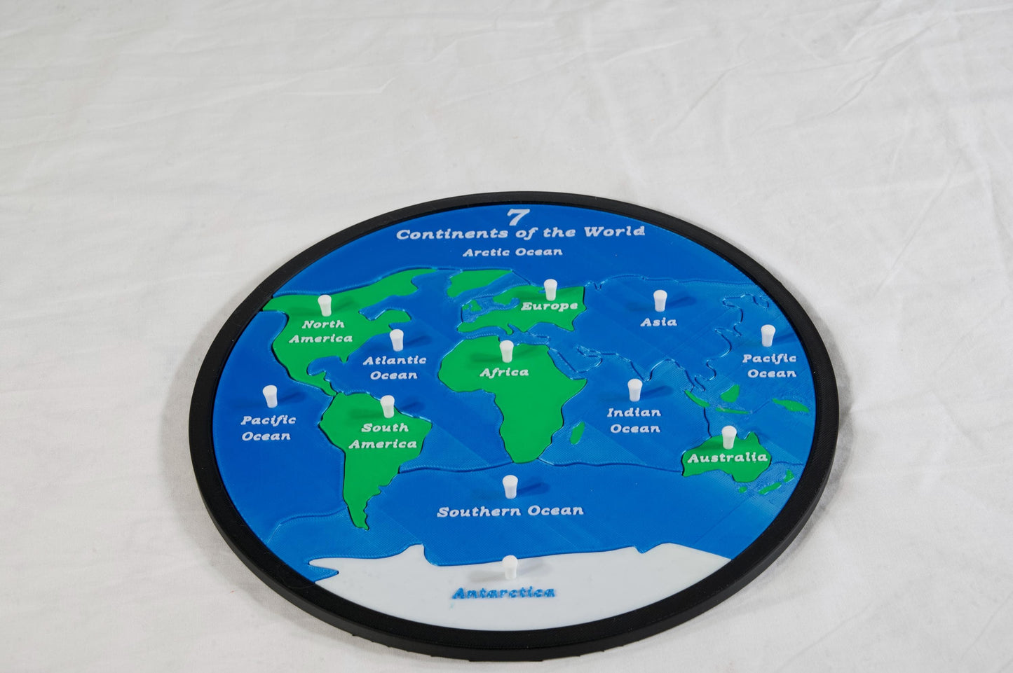 The 7 continents of the world puzzle. World Map. map puzzle game. educational map puzzle. early learning world map