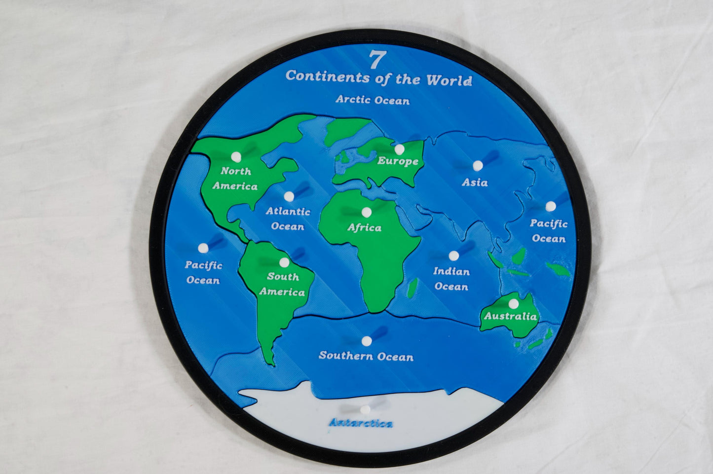 The 7 continents of the world puzzle. World Map. map puzzle game. educational map puzzle. early learning world map