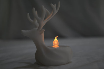 Christmas Reindeer Candle Light (Not for naked flame candle - Only use battery tea lights!) - Is Supplied with 1 x battery tealight