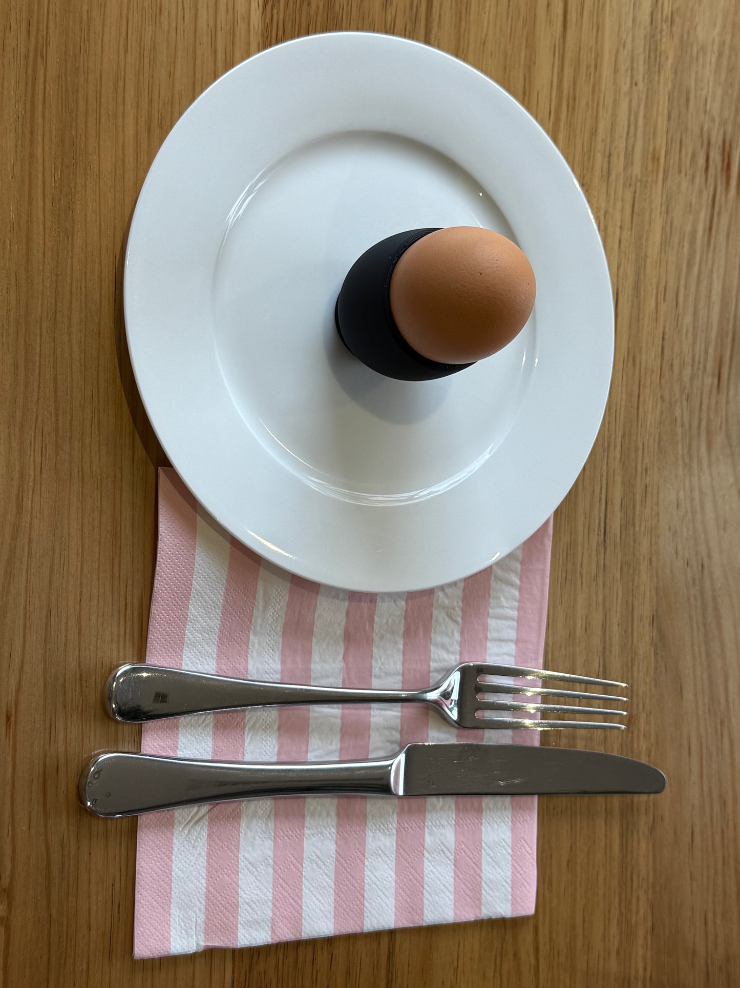 Modern minimal egg cup