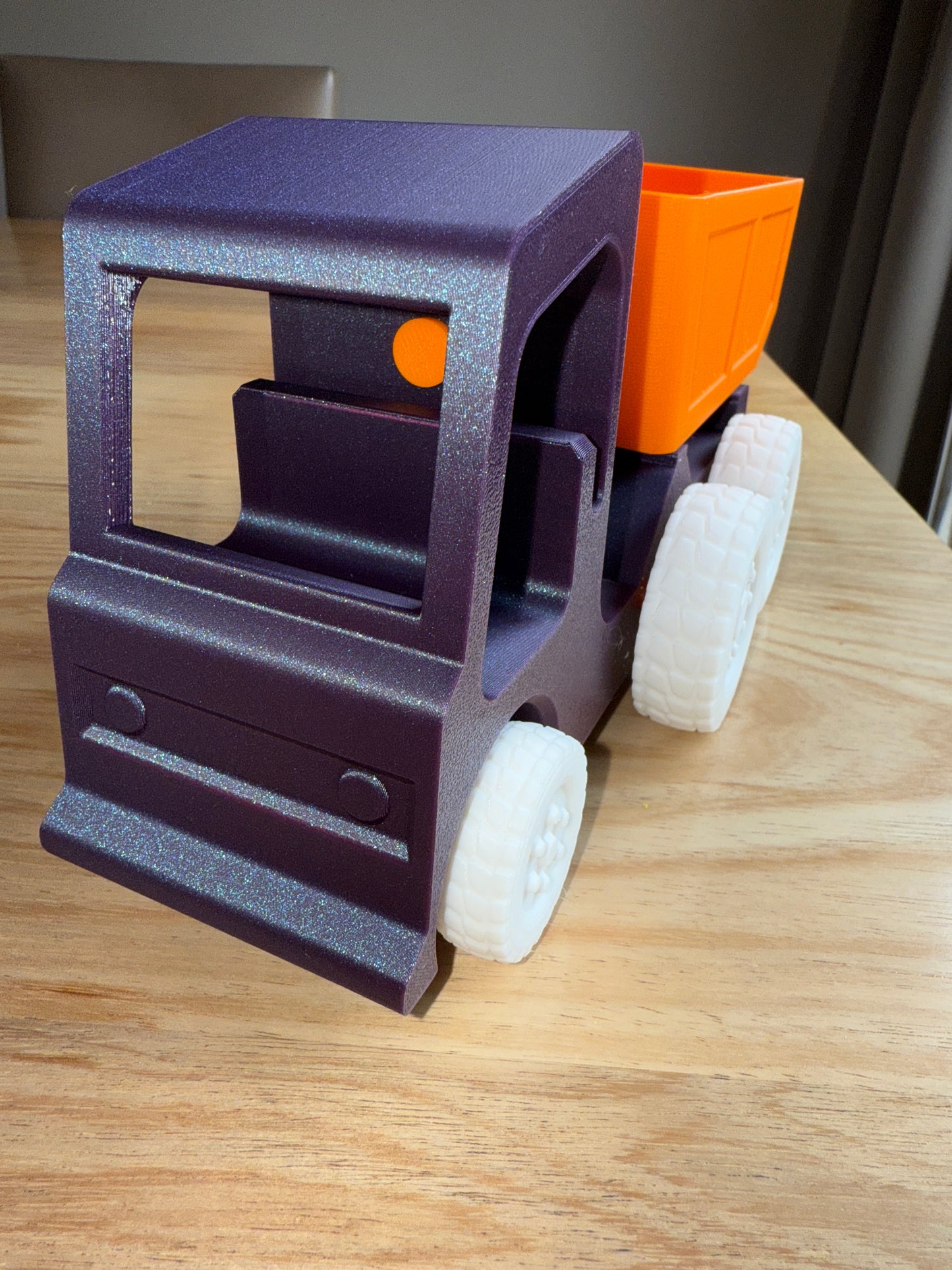Toy dump truck, tipper truck