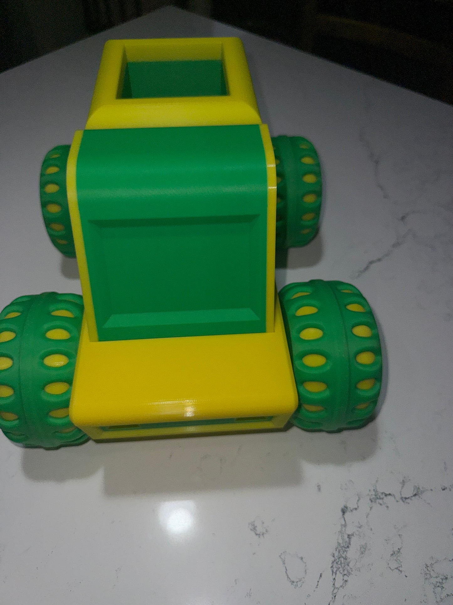 Mega toy truck
