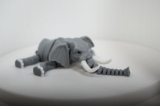Flexi elephant with flexi trunk