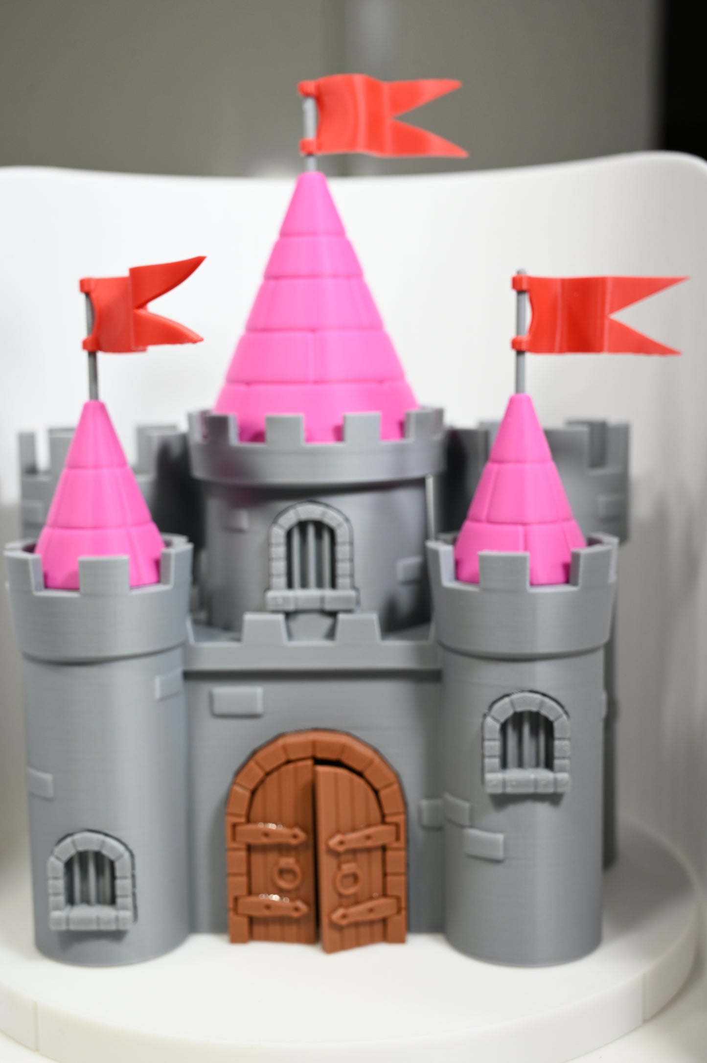 Princess castle - Fantasy castle, this is the only place your pricess is safe from those dragons!