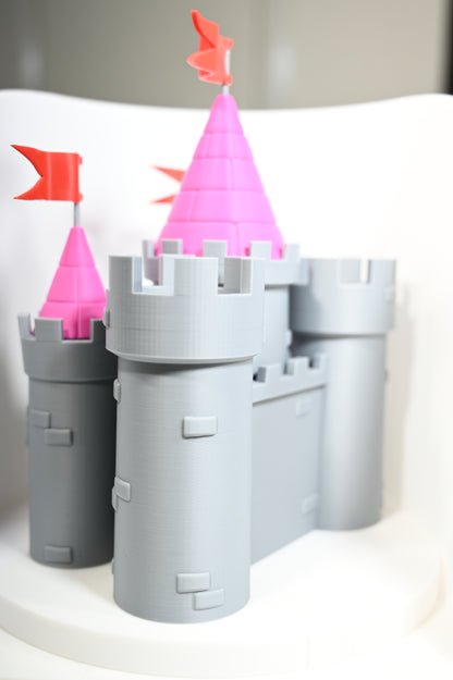 Princess castle - Fantasy castle, this is the only place your pricess is safe from those dragons!
