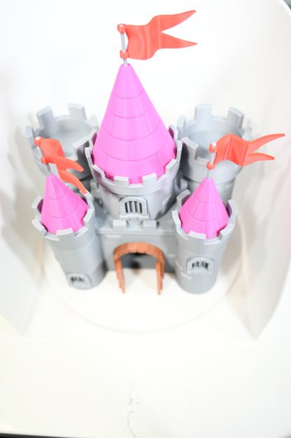 Princess castle - Fantasy castle, this is the only place your pricess is safe from those dragons!