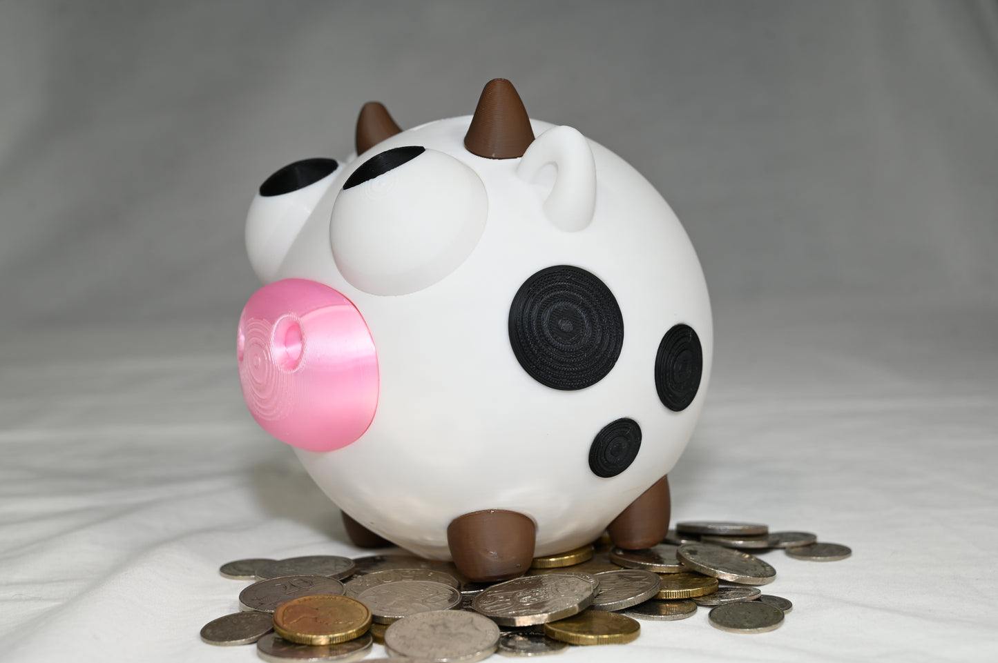 Cow money box / piggy bank