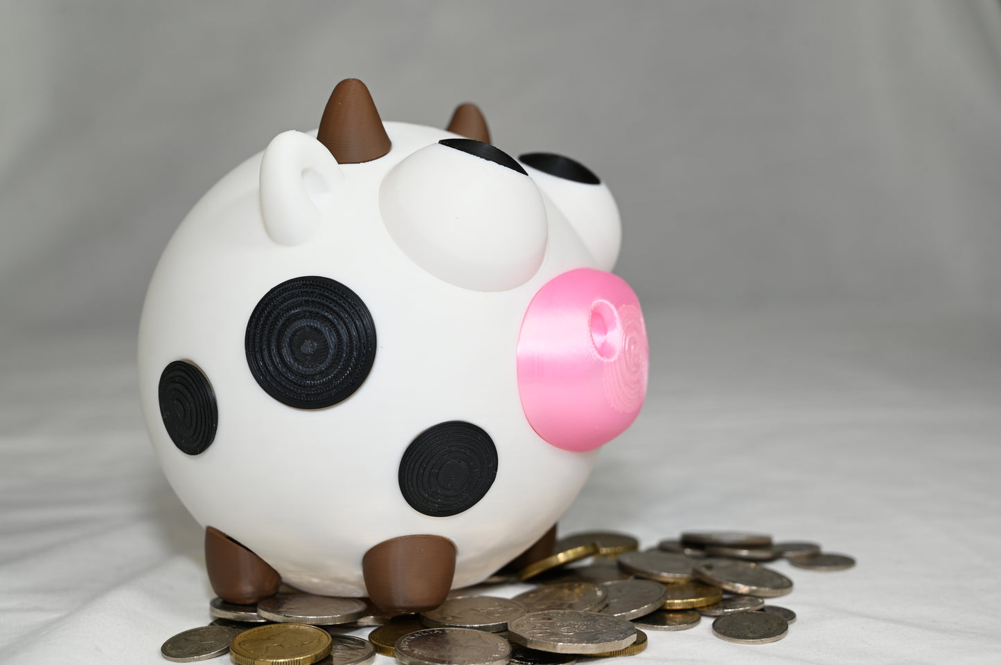 Cow money box / piggy bank