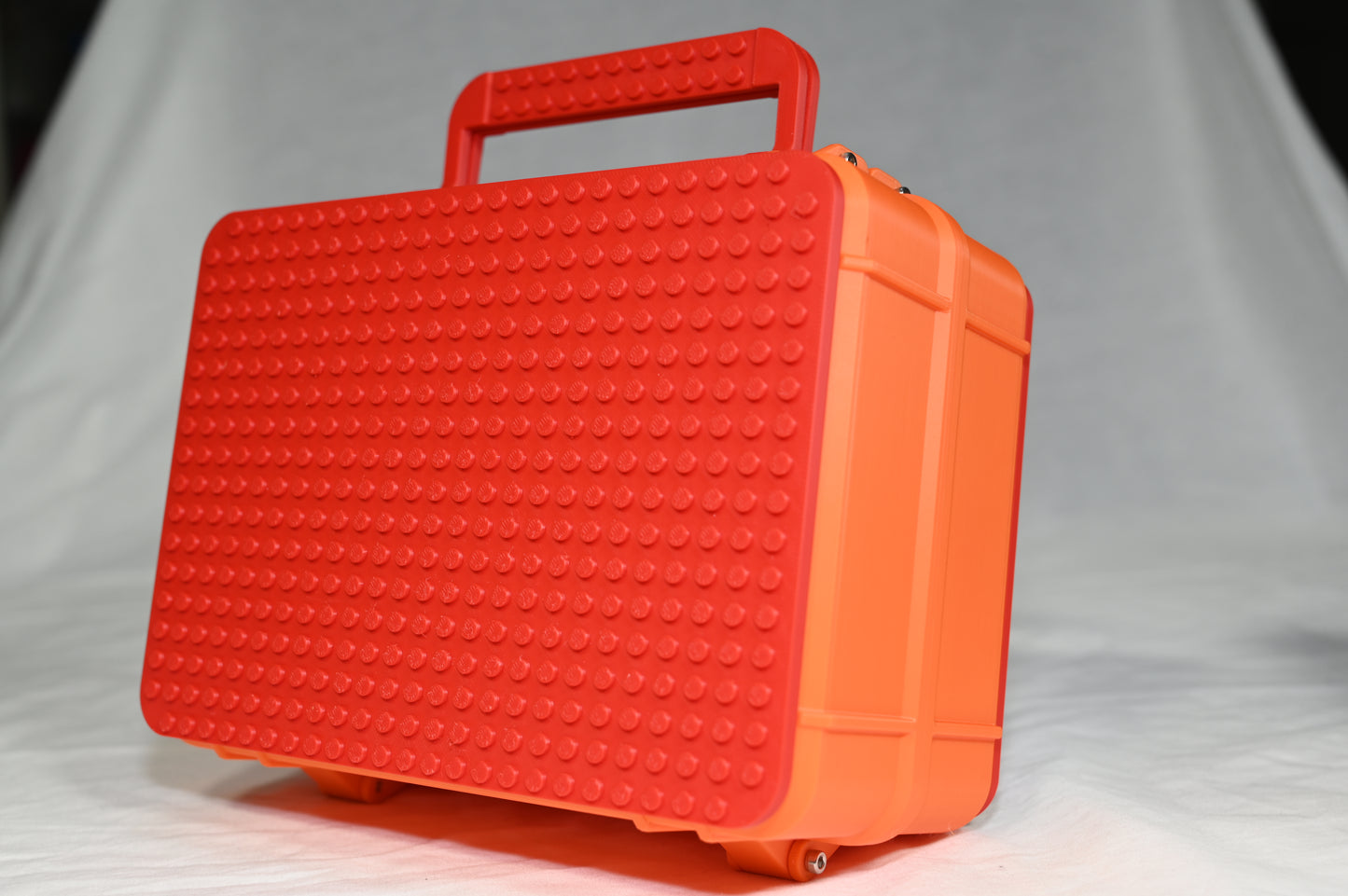 Building block portable carry case / play case. Lego compatible. Kids building block carry case turns into base for new creations