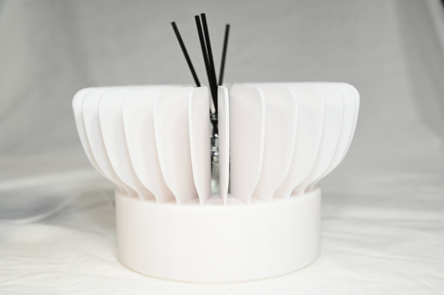 Stunning lamp with diffuser
