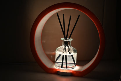 Round stylish diffuser lamp