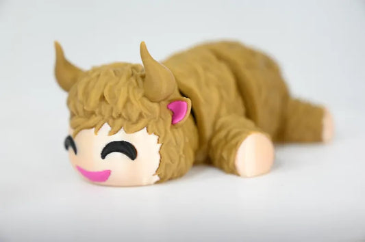 Articulated Highland Cow desk toy